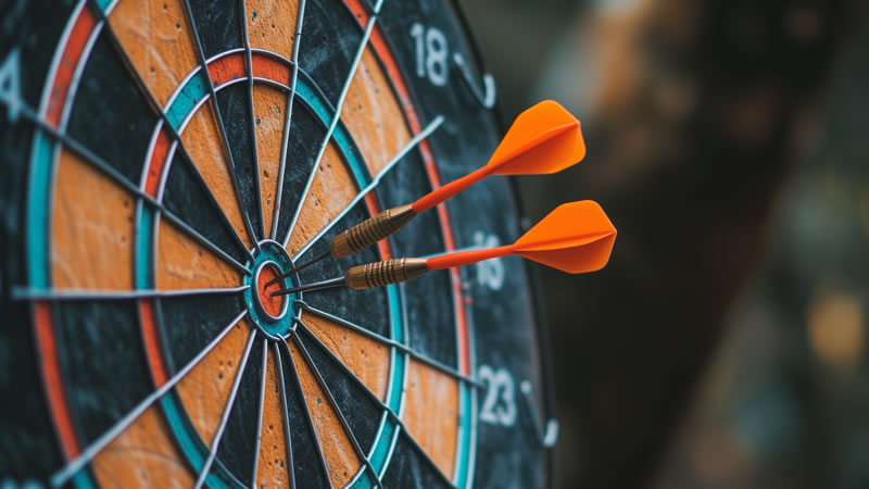 Definir público-alvo para cursos online envolve identificar quem mais se beneficiará do seu conteúdo. Analise seu curso, pesquise o mercado, crie personas detalhadas e entenda as dores do seu público. Use dados demográficos, comportamentais e psicográfico