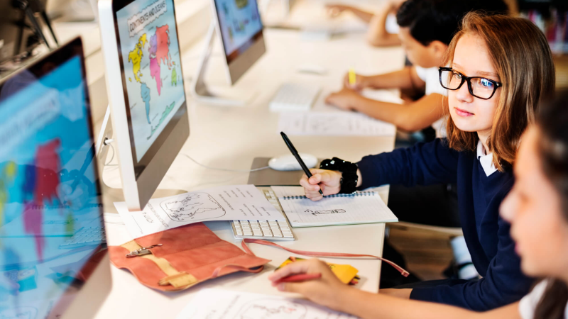 Quais as vantagens de trabalhar com as tecnologias digitais em sala de aula?